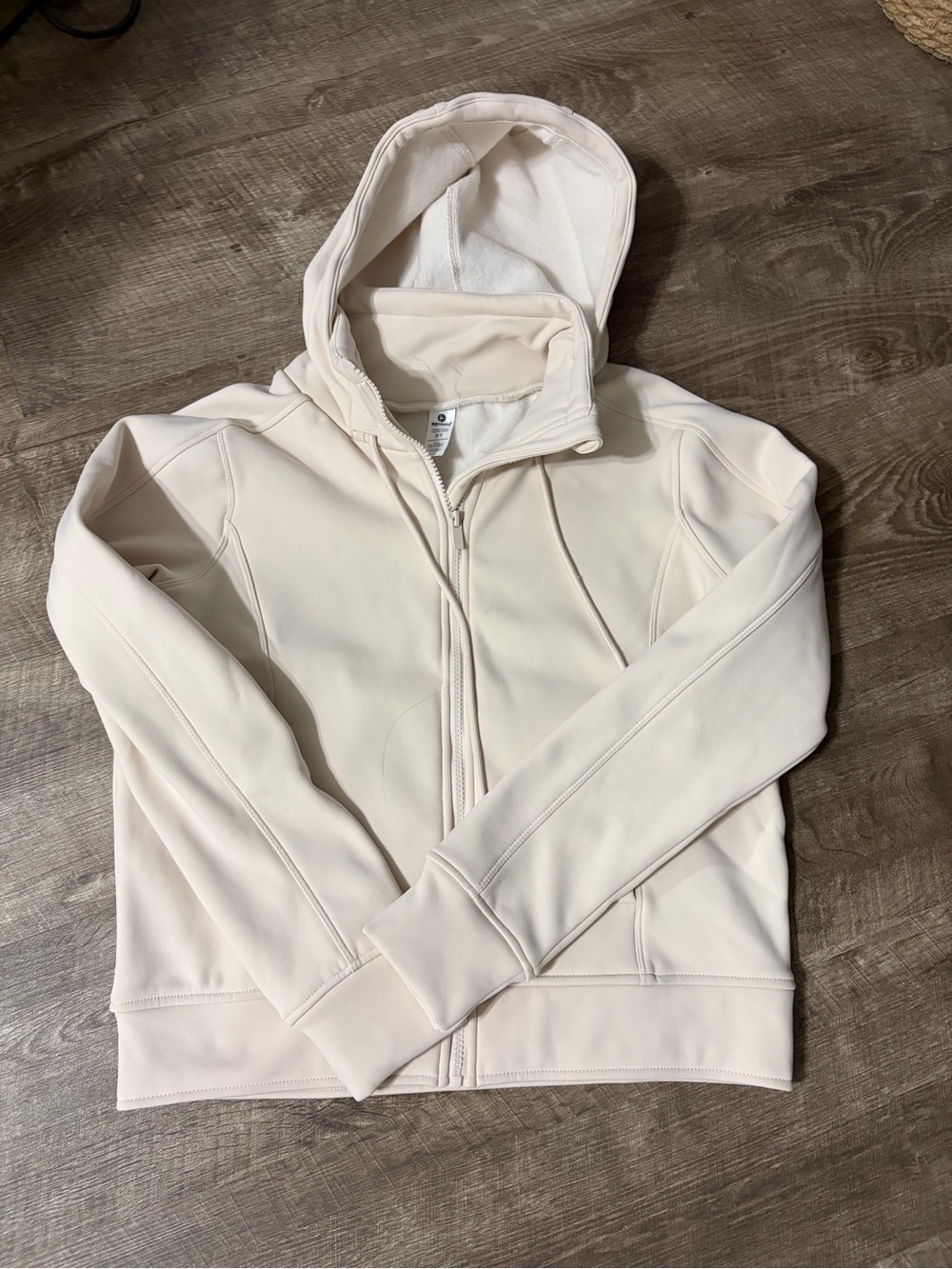 Women’s active  Full-Zip Hooded jacket